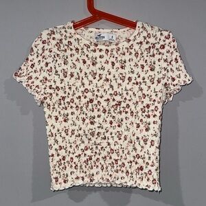 Hollister Smocked Floral Top With Ruffled Sleeves Size Small